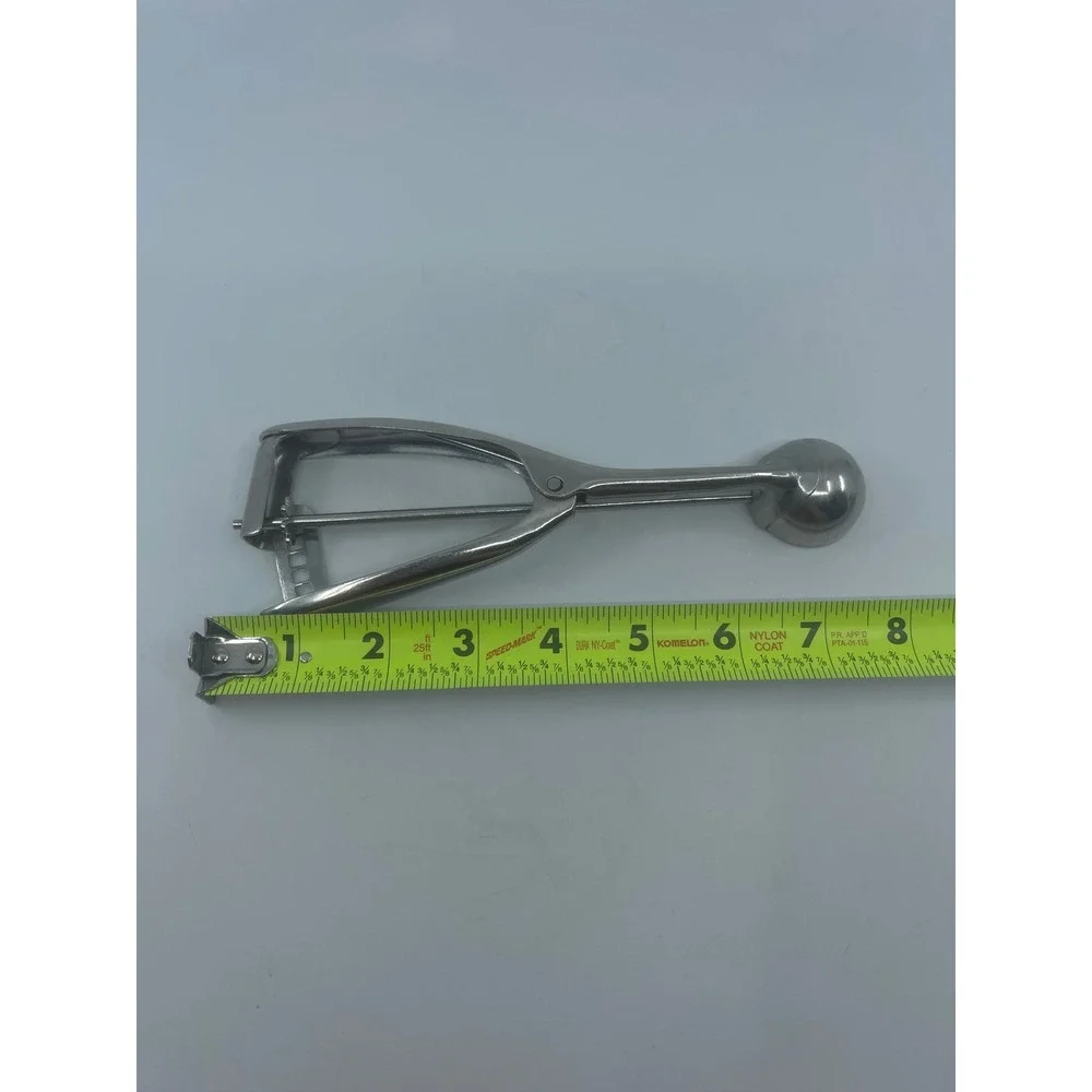 Hamilton Beach Model 33 Stainless Steel Ice Cream Scoop Disher Squeeze Handle 8